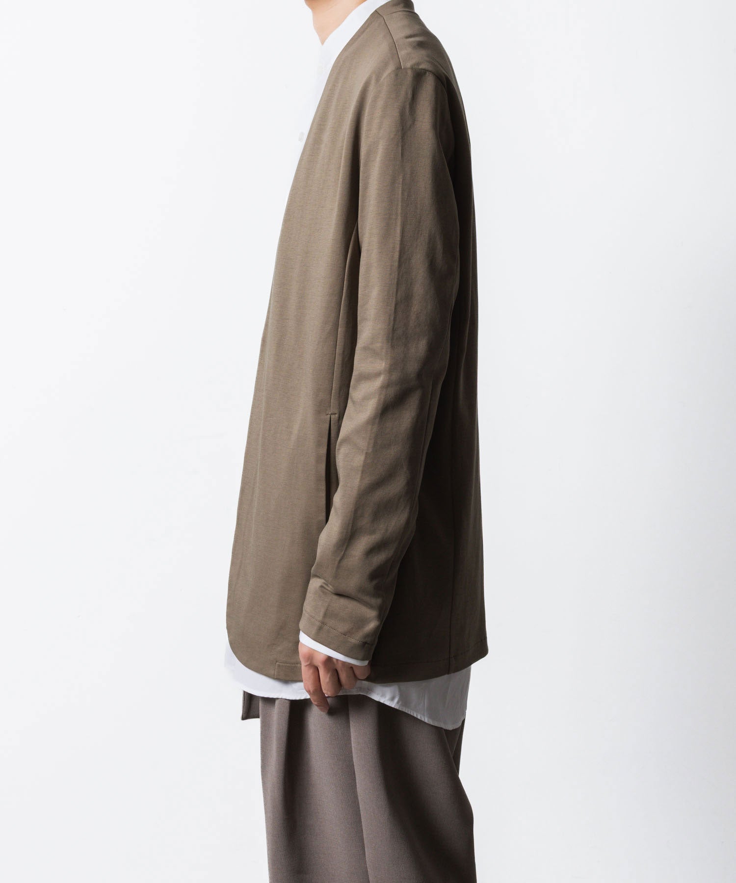 ATTACHMENT アタッチメントのCOTTON DOUBLE FACE COLLARLESS CARDIGAN - CAMELの公式通販サイトsession福岡セレクトショップ