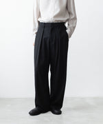 画像をギャラリービューアに読み込む, ATTACHMENT アタッチメントのWO/TA STRETCH TRO 1TUCK WIDE TROUSERS - BLACKの公式通販サイトsession福岡セレクトショップ
