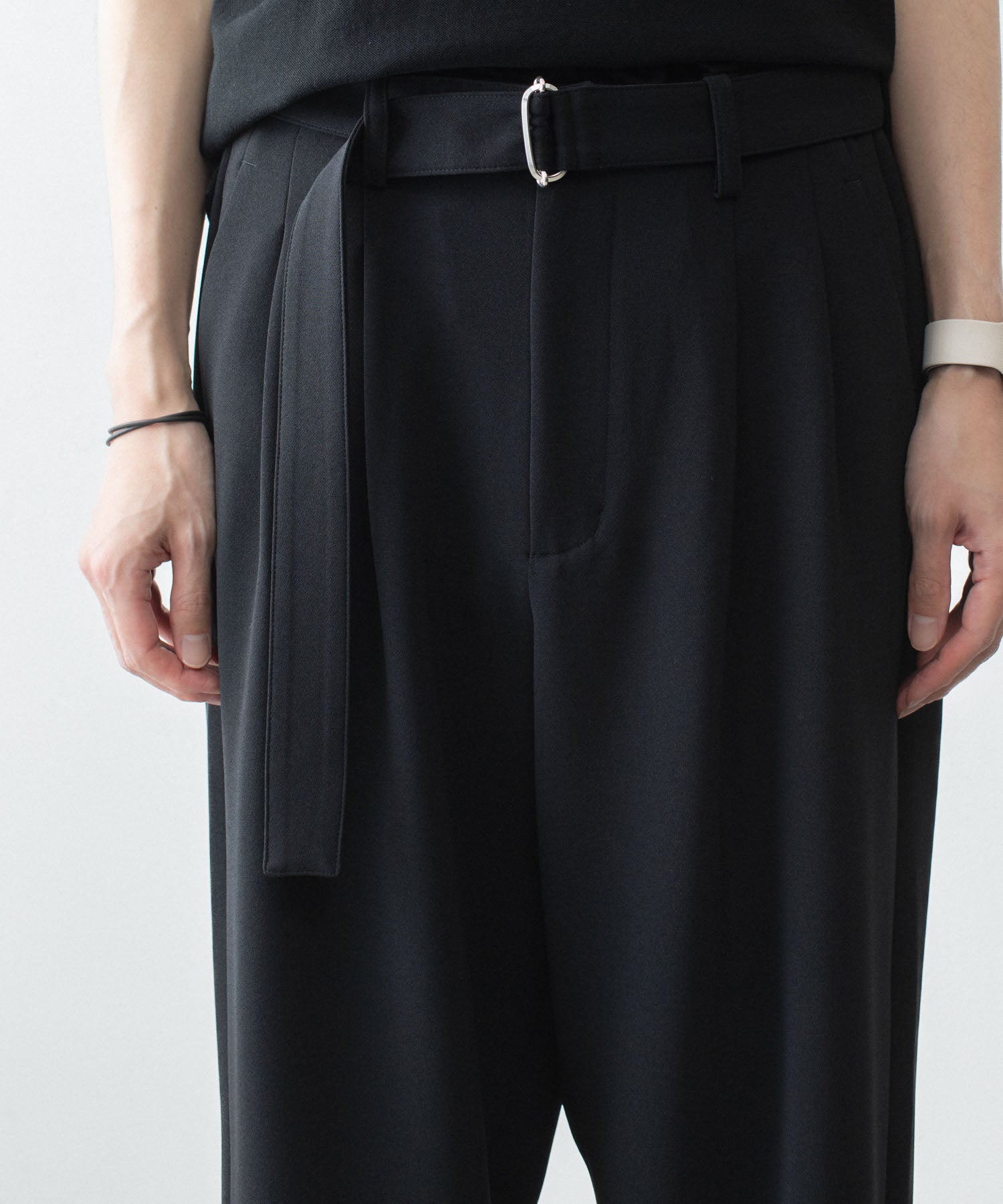 ATTACHMENT /アタッチメント】PE STRETCH DOUBLE CLOTH BELTED WIDE