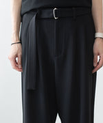 画像をギャラリービューアに読み込む, ATTACHMENT アタッチメントのPE STRETCH DOUBLE CLOTH BELTED WIDE TAPERED TROUSERS - BLACKの公式通販サイトsession福岡セレクトショップ
