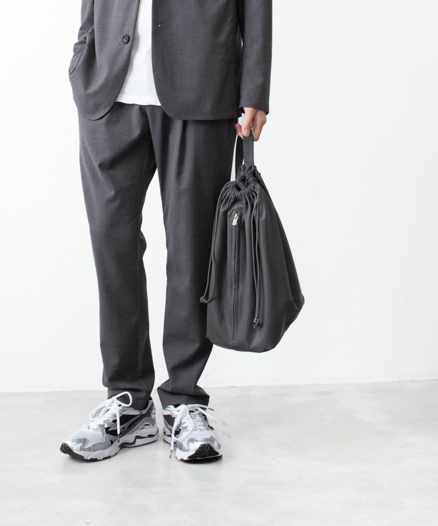 ATTACHMENT /アタッチメント】SYNTHETIC LEATHER BUCKET BAG - GRAY