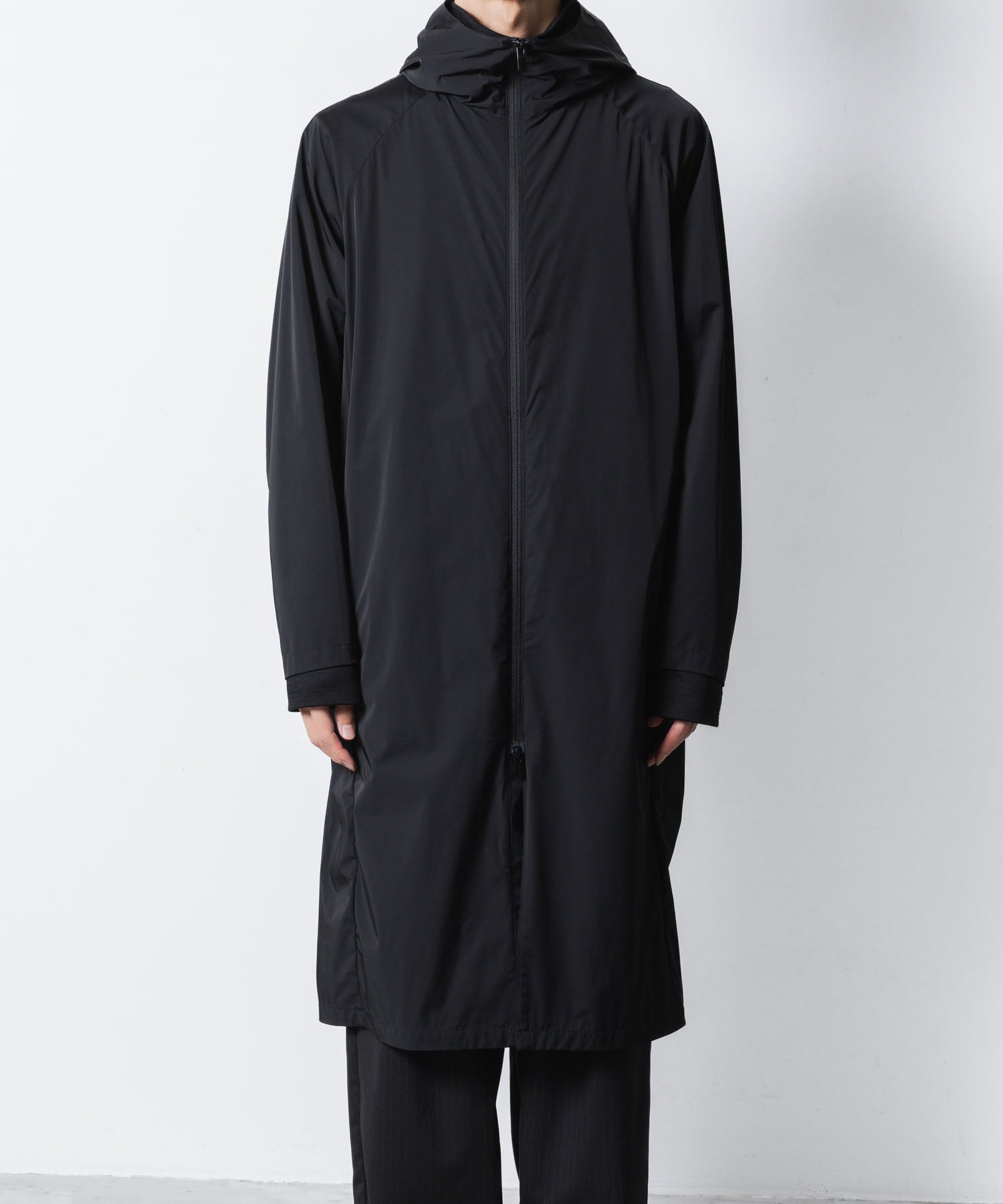 ATTACHMENT アタッチメントのNY 2LAYER STRETCH LIGHT HOODED COAT - BLACKの公式通販サイトsession福岡セレクトショップ