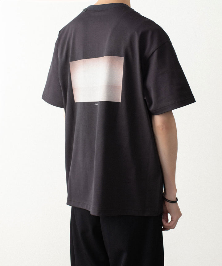 ATTACHMENT アタッチメントの100//3　JERSEY PHOTO PRINT S/S TEE - D.BROWNの公式通販サイトsession福岡セレクトショップ