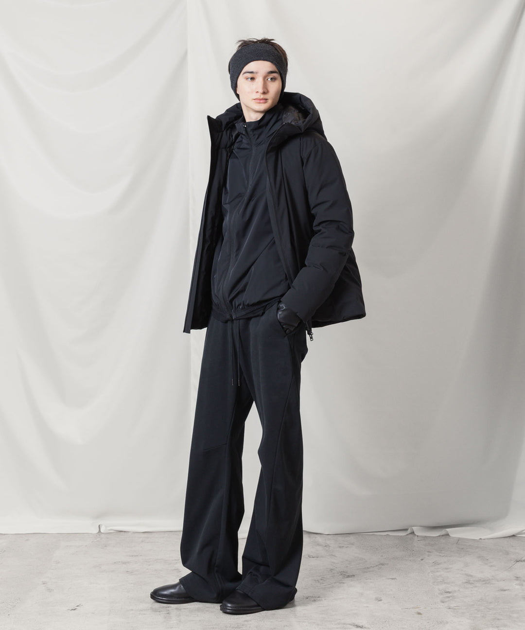 ATTACHMENT アタッチメントの3LAYER LIGHT TAFFETA HOODED DOWN JACKET - BLACKの公式通販サイトsession福岡セレクトショップ