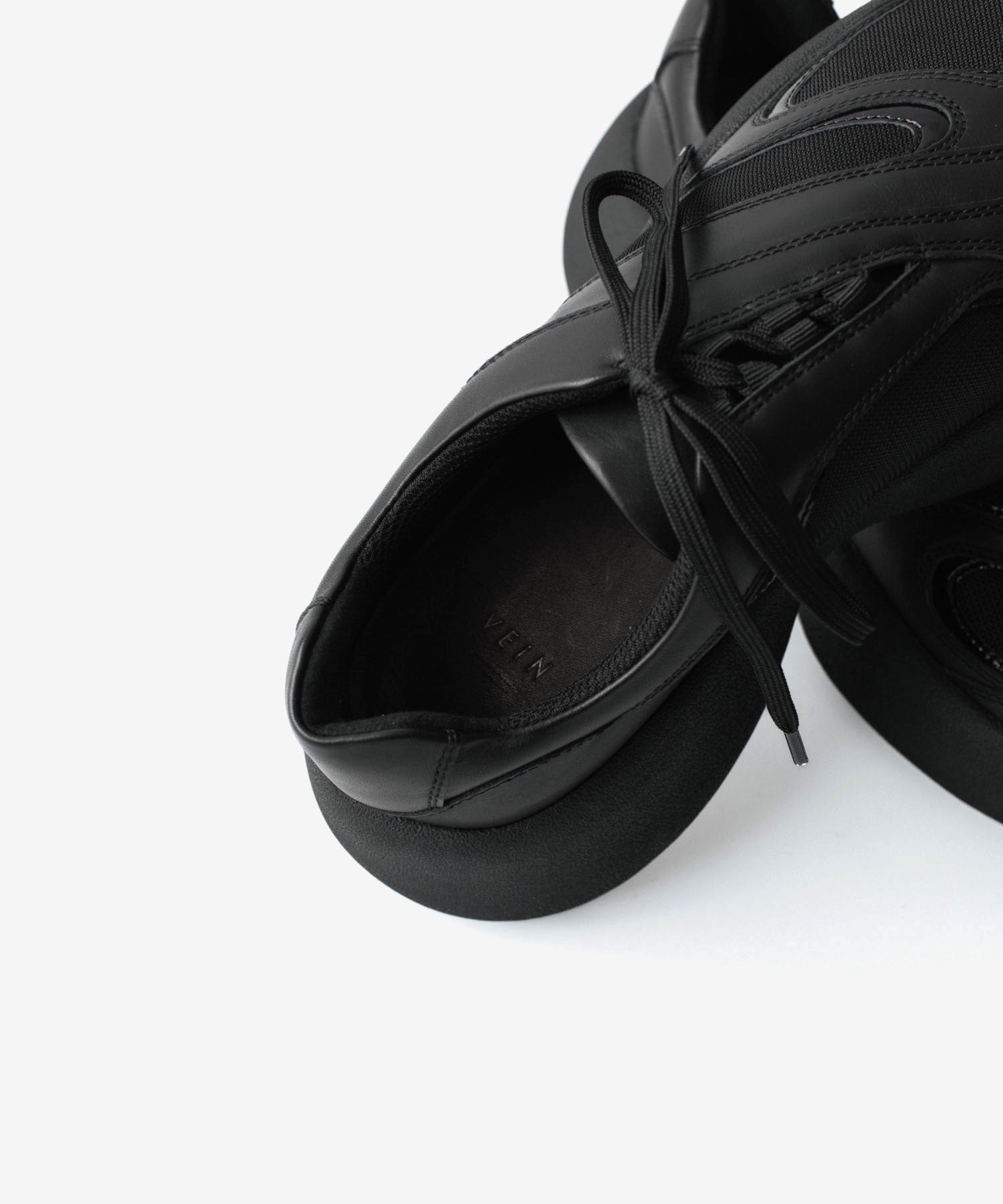 VEIN 】COW LEATHER BRACE - BLACK | 公式通販サイト session(セッション)