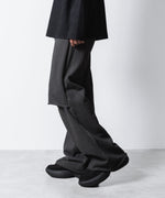画像をギャラリービューアに読み込む, VEIN ヴェインのJUMBERCA TERRY COLD DYED CUT OFF BAGGY TROUSERS - GRAYの公式通販サイトsession福岡セレクトショップ
