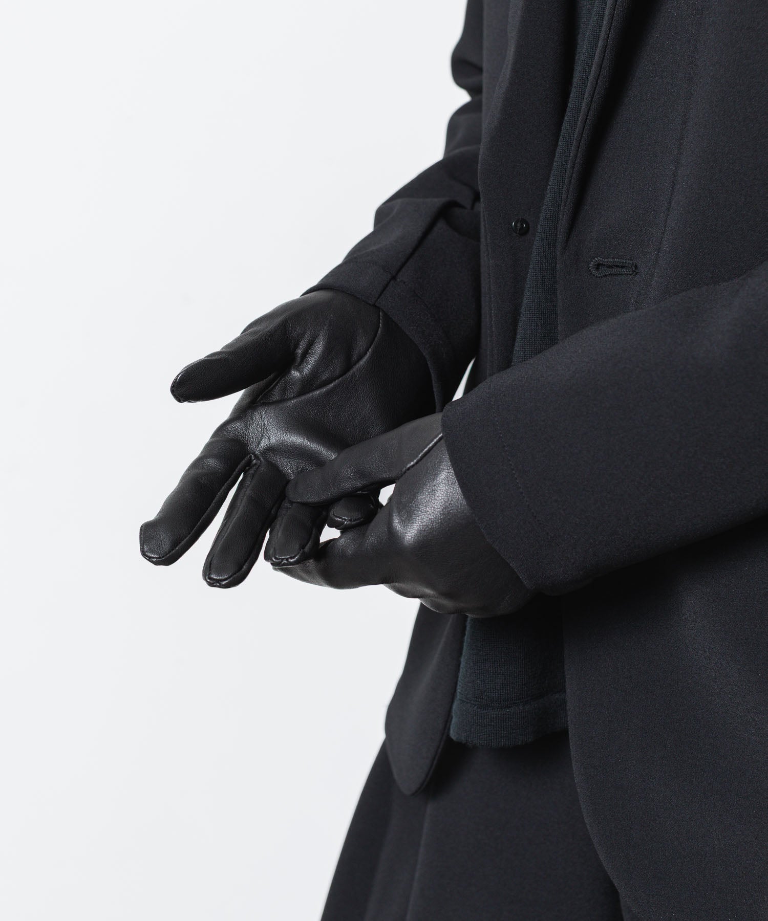 ATTACHMENT アタッチメントのSTRETCH SHEEPLEATHER GLOVE - BLACKの公式通販サイトsession福岡セレクトショップ