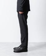 画像をギャラリービューアに読み込む, ATTACHMENT アタッチメントのT/W/SI STRETCH GABARDINE REGULAR FIT EASY TROUSERS - S.BLACKの公式通販サイトsession福岡セレクトショップ

