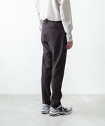画像をギャラリービューアに読み込む, ATTACHMENT アタッチメントのPE STRETCH DOUBLE CLOTH REGULAR FIT EASY TROUSERS - D.BROWNの公式通販サイトsession福岡セレクトショップ
