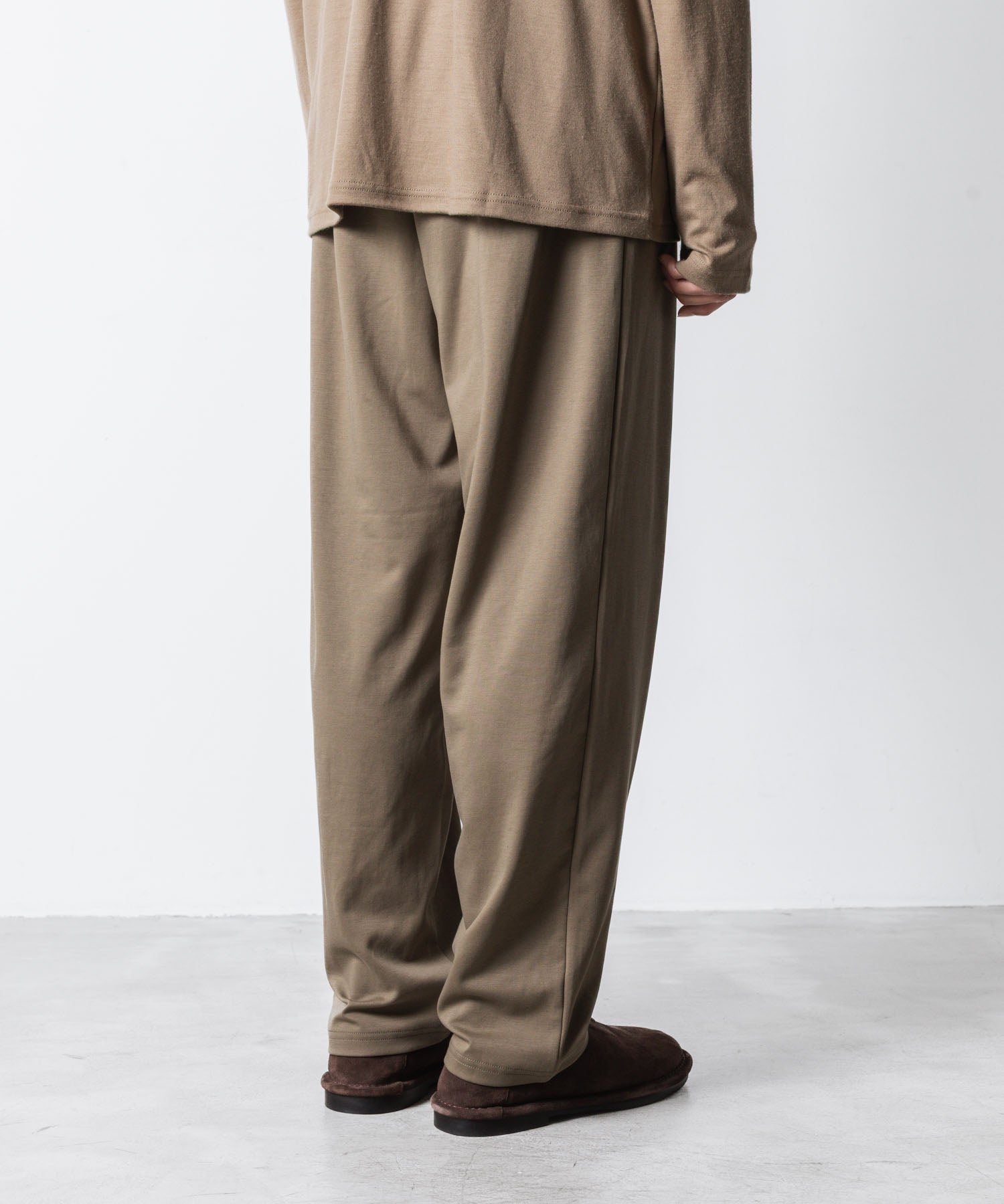 ATTACHMENT アタッチメントのCOTTON DOUBLE FACE LOUNGE TROUSERS - CAMELの公式通販サイトsession福岡セレクトショップ