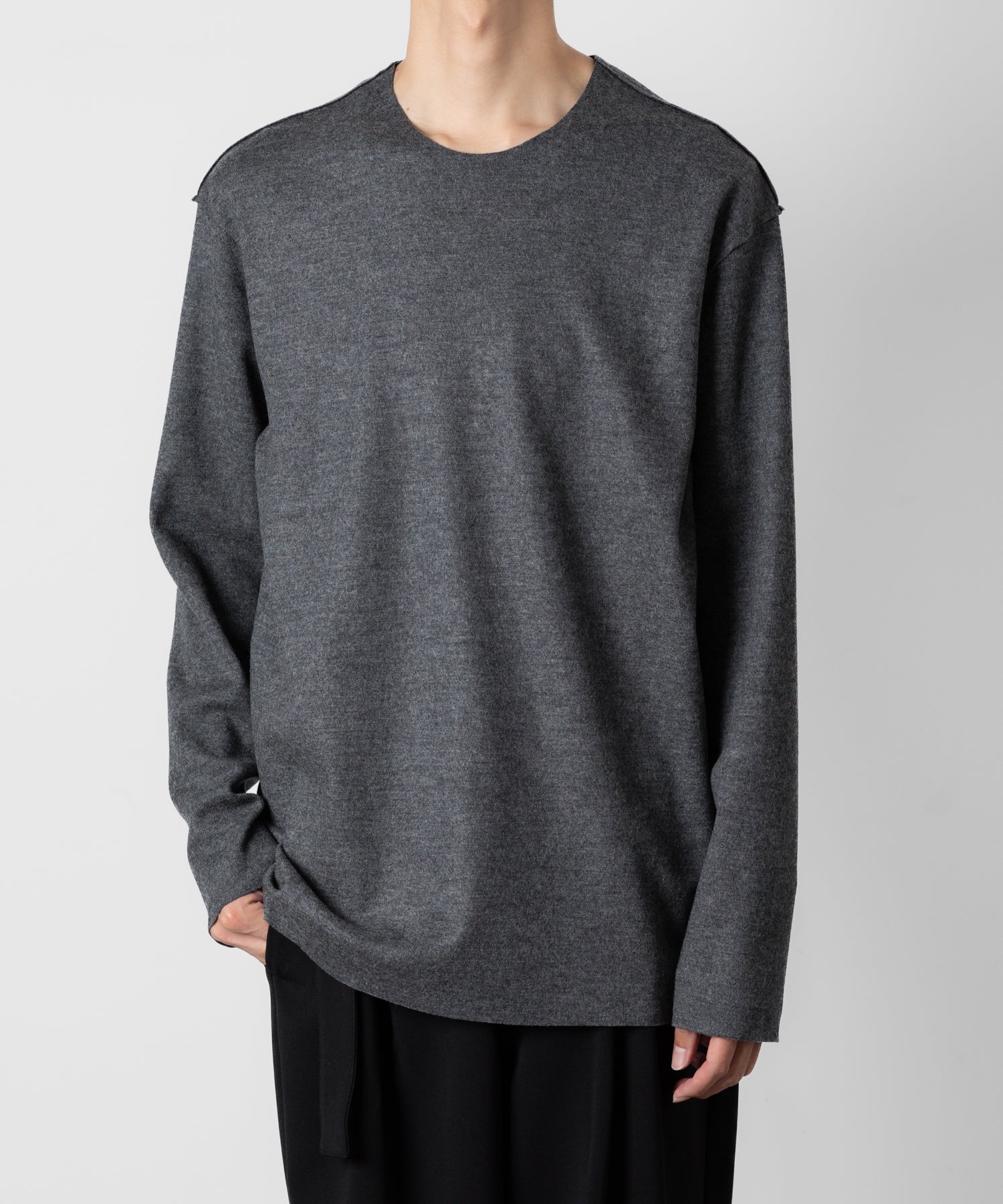 ATTACHMENT アタッチメントの限定TECH WOOL SMOOTH OVERSIZED L/S CUTOFF TEE - X.GRAYの公式通販サイトsession福岡セレクトショップ
