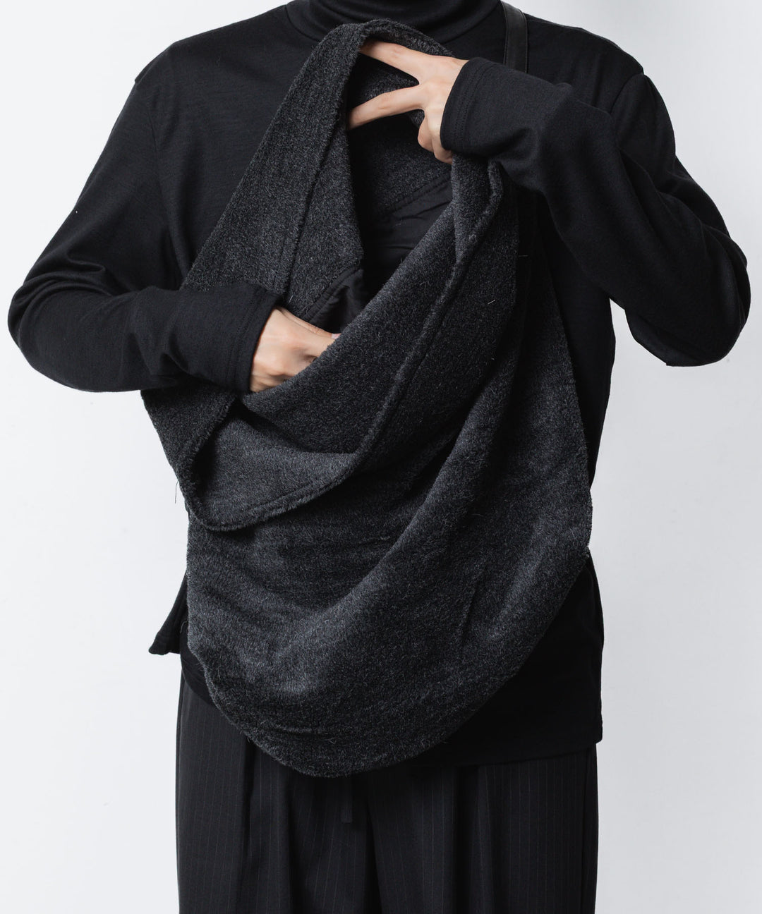 ATTACHMENT アタッチメントのWO/ALPACA BOA SHOULDER BAG - D.GRAYの公式通販サイトsession福岡セレクトショップ
