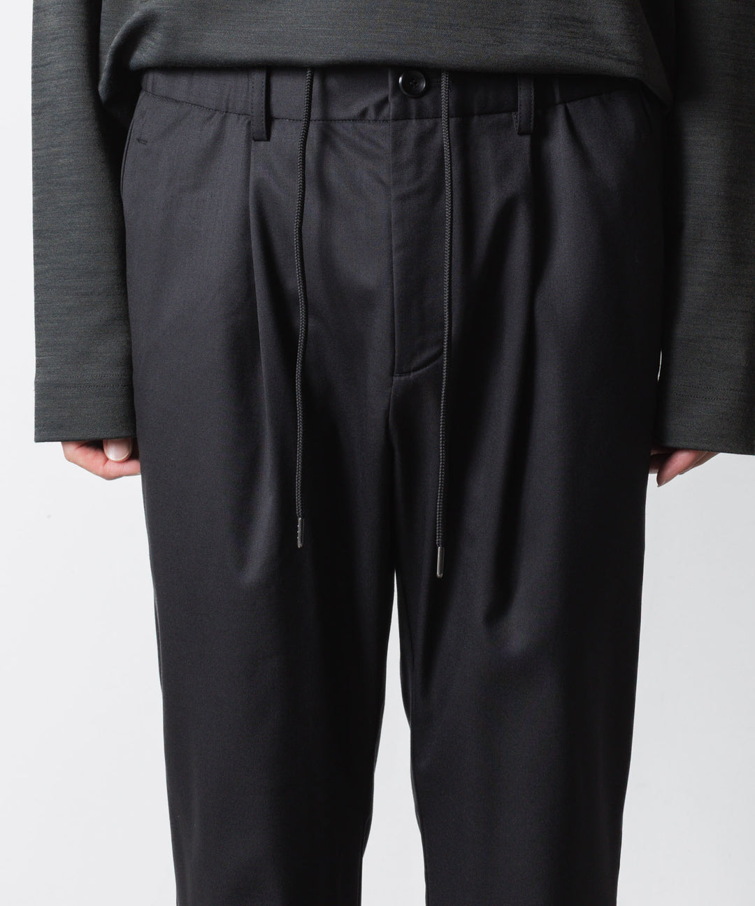 ATTACHMENT アタッチメントのT/W/SI STRETCH GABARDINE REGULAR FIT EASY TROUSERS - BLACKの公式通販サイトsession福岡セレクトショップ