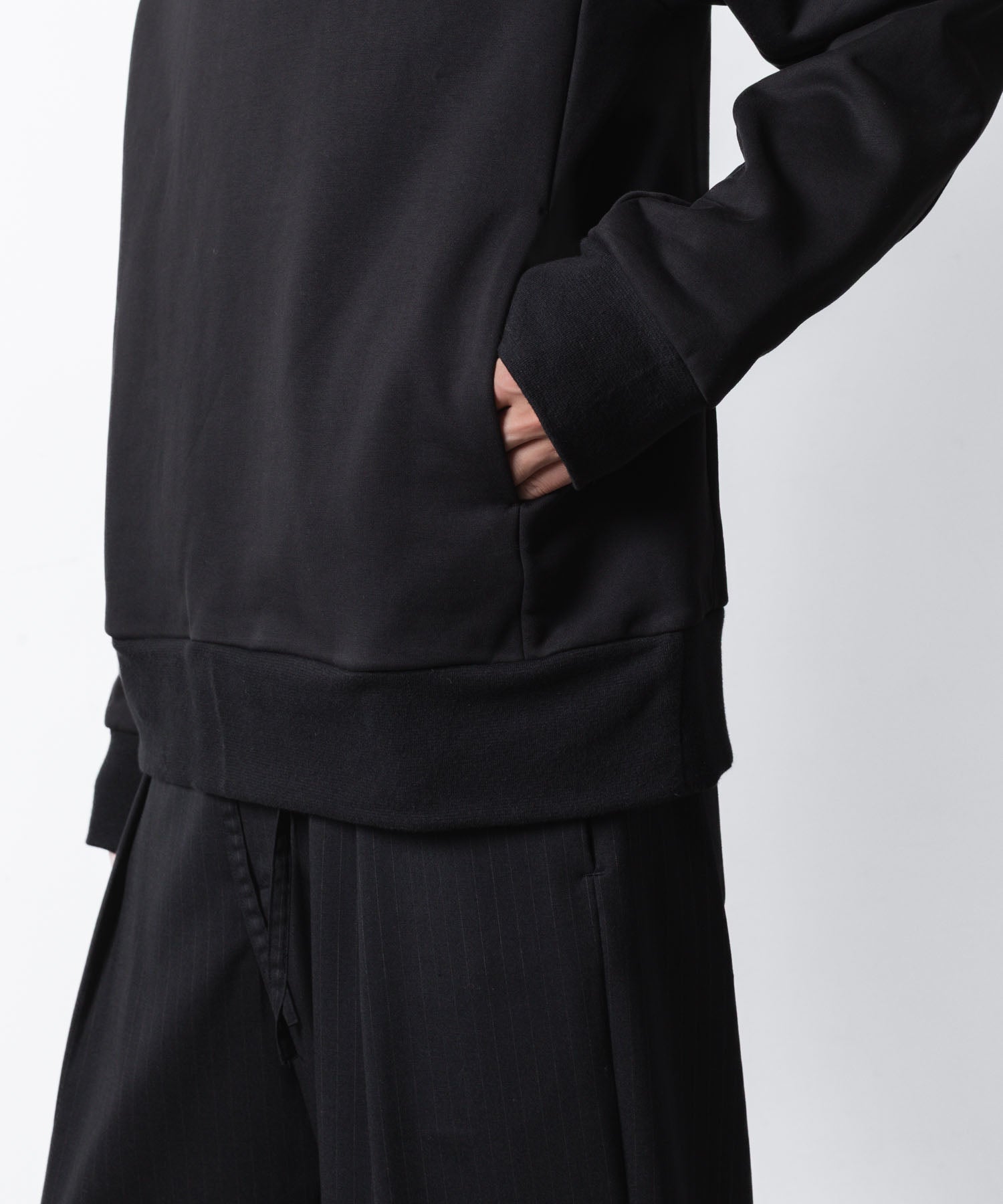 ATTACHMENT アタッチメントのCO STRECH TERRY PULLOVER - BLACKの公式通販サイトsession福岡セレクトショップ