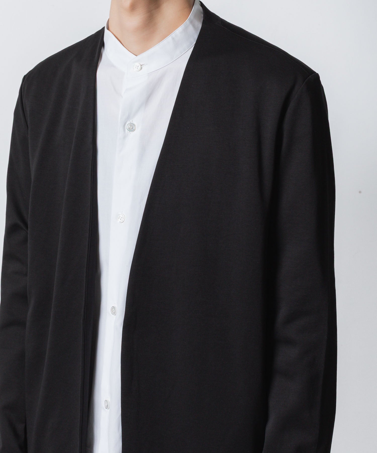 ATTACHMENT アタッチメントのCOTTON DOUBLE FACE COLLARLESS CARDIGAN - BLACKの公式通販サイトsession福岡セレクトショップ