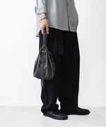 画像をギャラリービューアに読み込む, ATTACHMENT / EXCLUSIVE ITEMアタッチメントのSYNTHETIC LEATHER SMALL BUCKET BAG - GRAYの公式通販サイトsession福岡セレクトショップ
