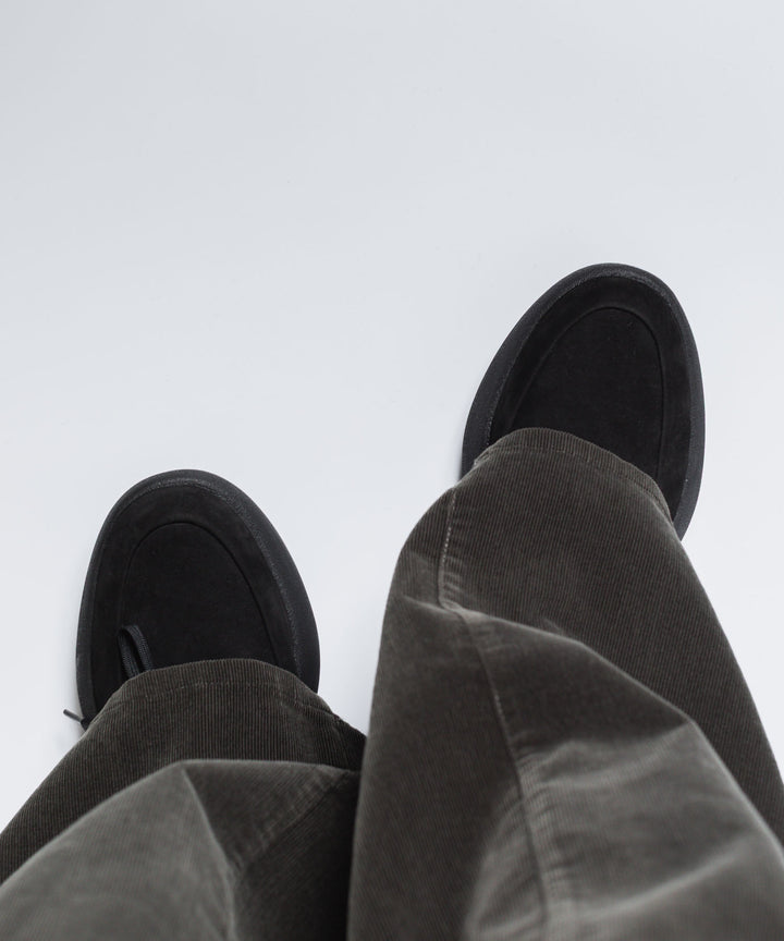 VEIN ヴェインのCOW LEATHER NUBUCK OVAL SOLE  TRAINER - BLACKの公式通販サイトsession福岡セレクトショップ