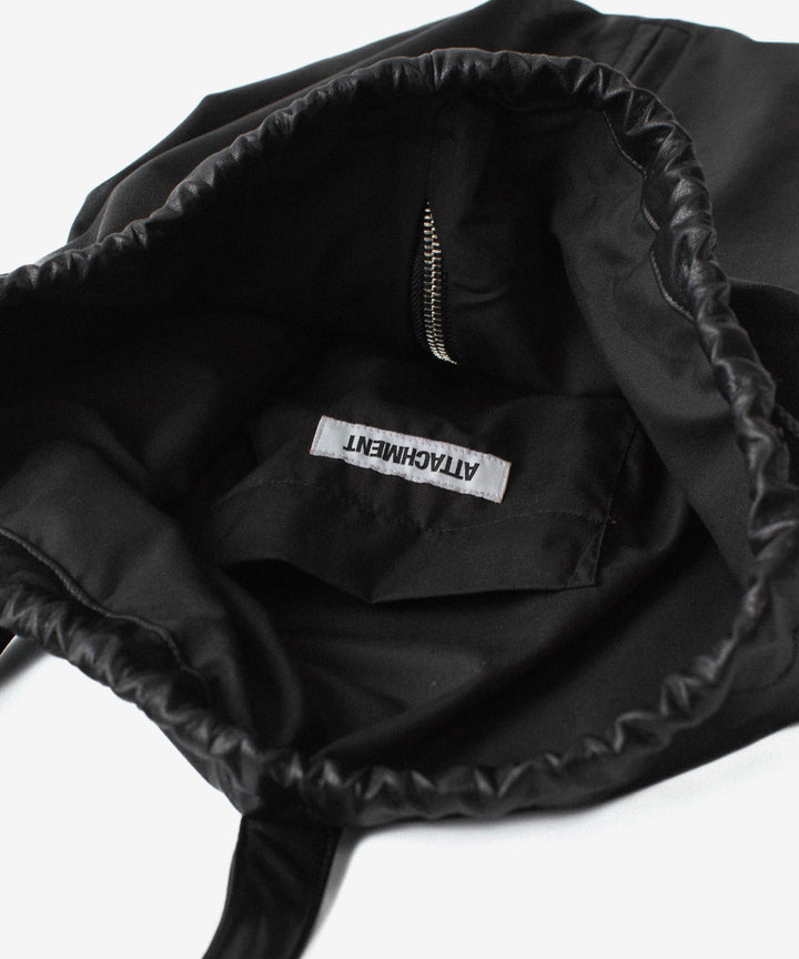 ATTACHMENT アタッチメントのSYNTHETIC LEATHER BUCKET BAG - BLACKの公式通販サイトsession福岡セレクトショップ