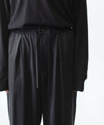 画像をギャラリービューアに読み込む, ATTACHMENT アタッチメントのCU/PE FIBRIL SATIN EASY TROUSERS - BLACKの公式通販サイトsession福岡セレクトショップ
