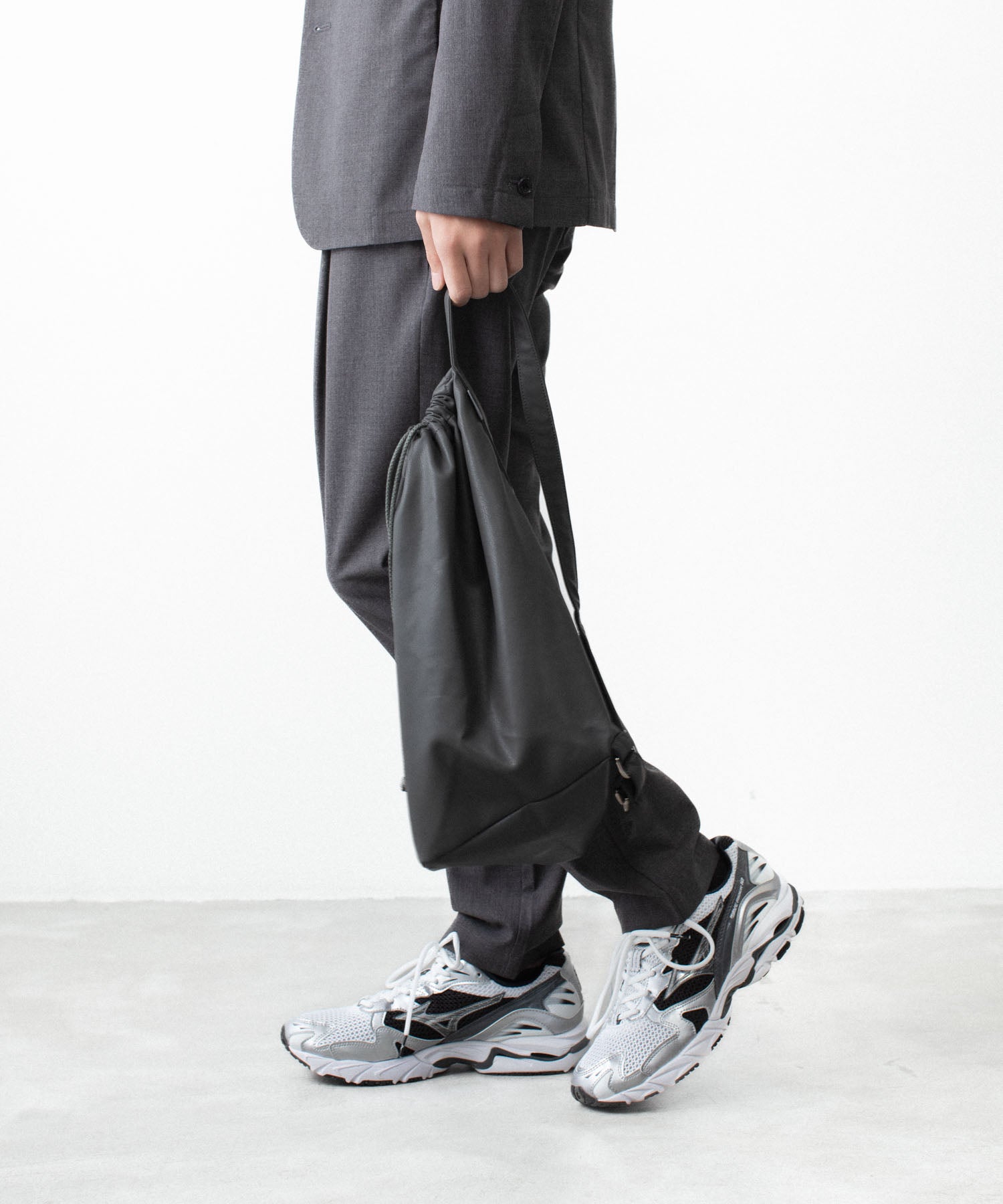 ATTACHMENT /アタッチメント】SYNTHETIC LEATHER BUCKET BAG - GRAY
