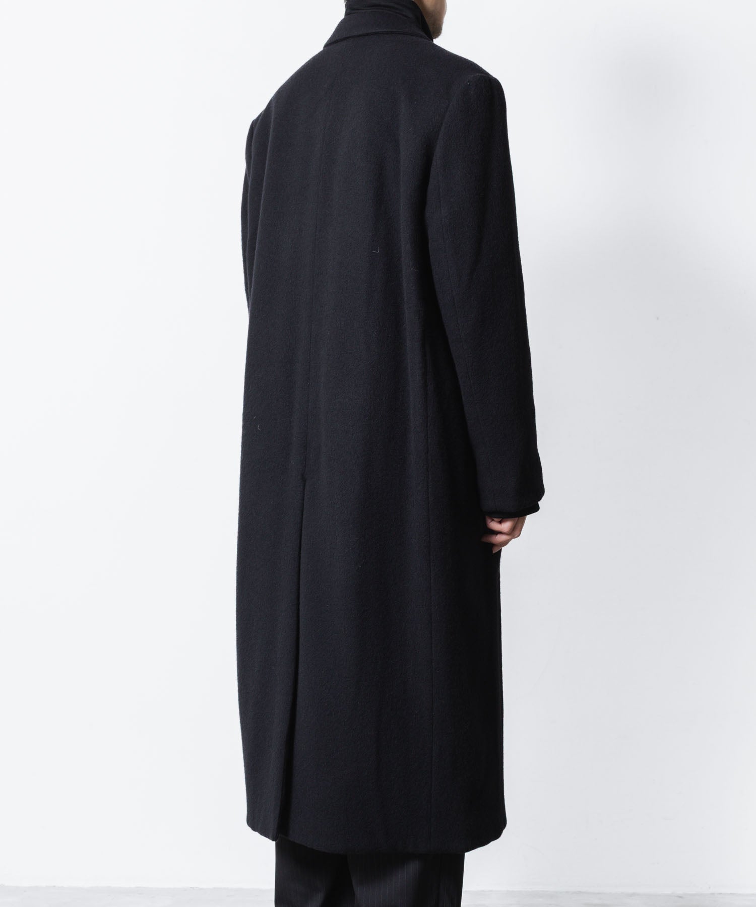 ATTACHMENT アタッチメントのWOOL SHAGGY PADDING CHESTER COAT - BLACKの公式通販サイトsession福岡セレクトショップ