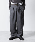 画像をギャラリービューアに読み込む, ATTACHMENT アタッチメントのT/W/SI STRETCH GABARDINE FLAP TROUSERS - S.GRAYの公式通販サイトsession福岡セレクトショップ
