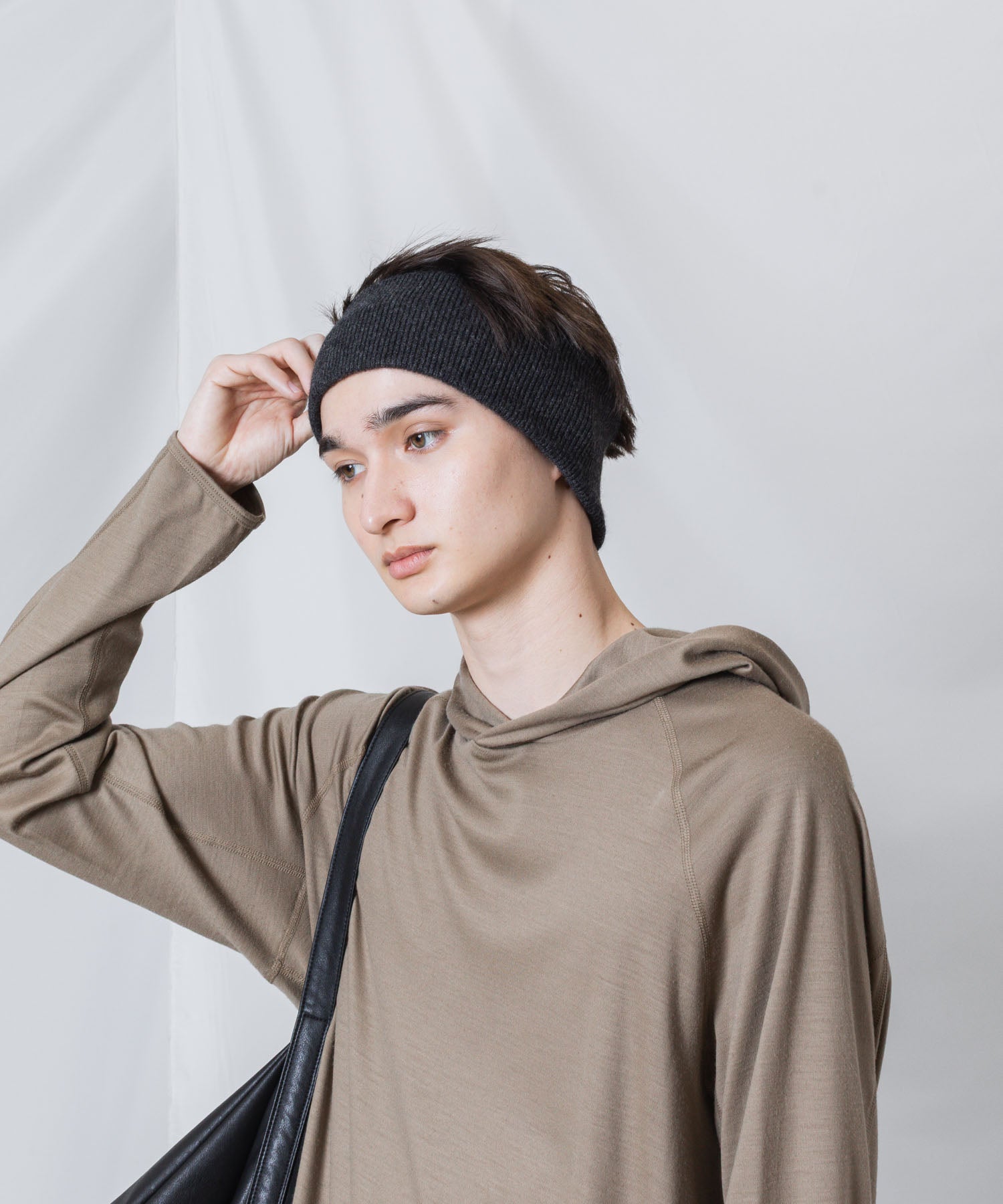 ATTACHMENT アタッチメントのCASHMERE　KNIT HAIR BAND - D.GRAYの公式通販サイトsession福岡セレクトショップ