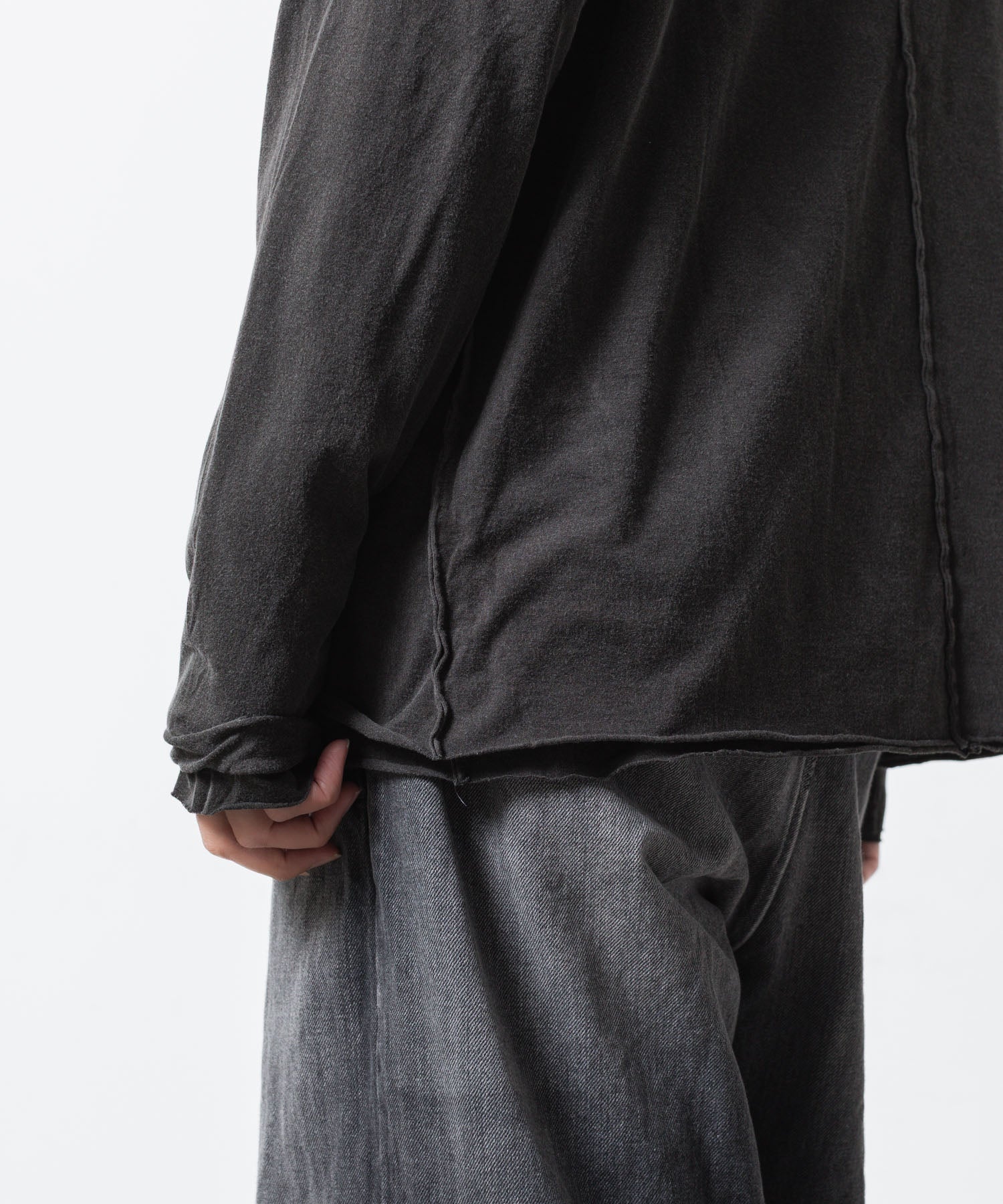 ATTACHMENT アタッチメントの80/2 PIMA CO JERSEY SLIM FIT LAYERED L/S TEE - X.BLACKの公式通販サイトsession福岡セレクトショップ