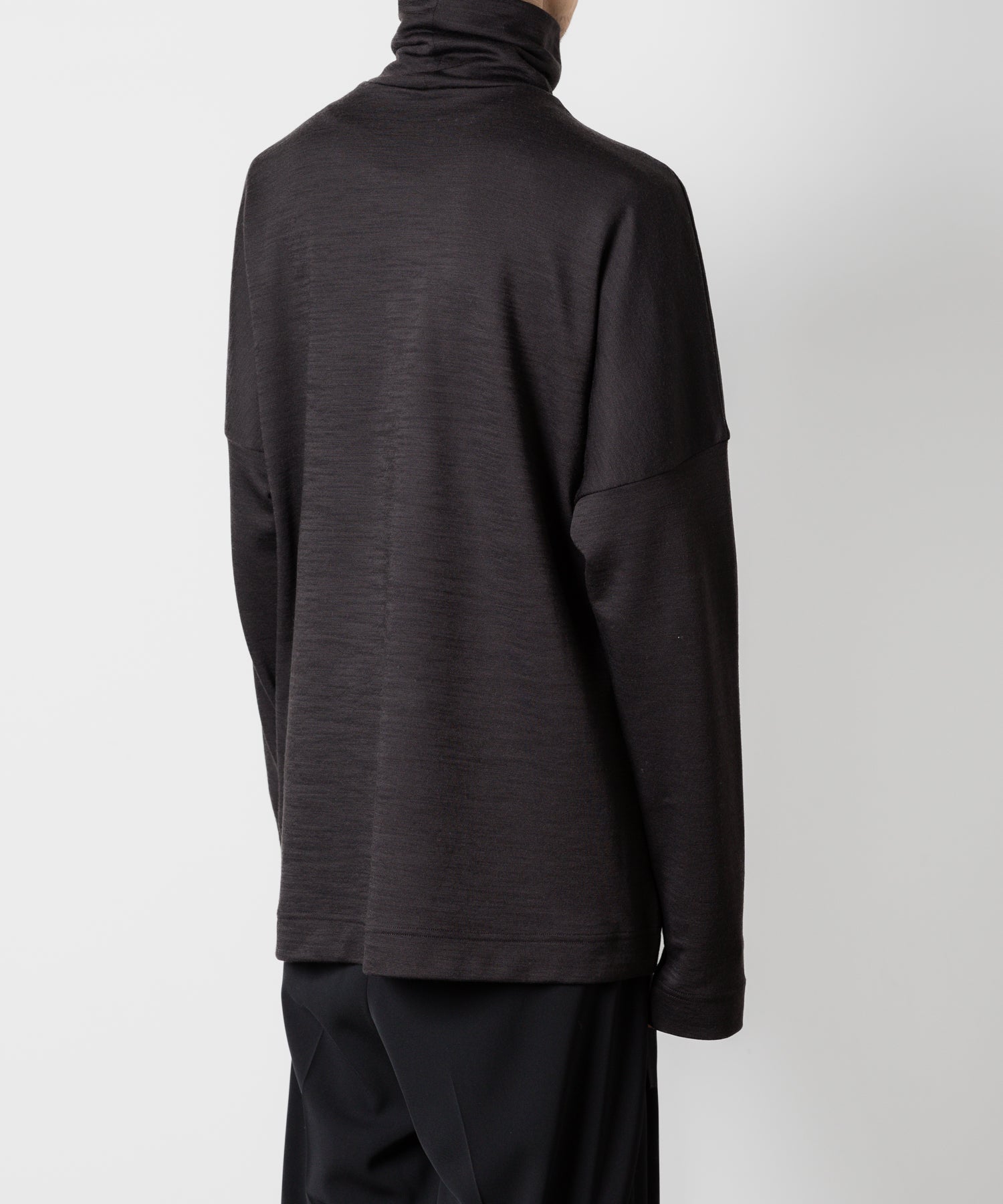 ATTACHMENT アタッチメントのWO/NY SMOOTH OVERSIZED HIGHNECK L/S TEE - D.BROWN 公式通販サイトsession福岡セレクトショップ