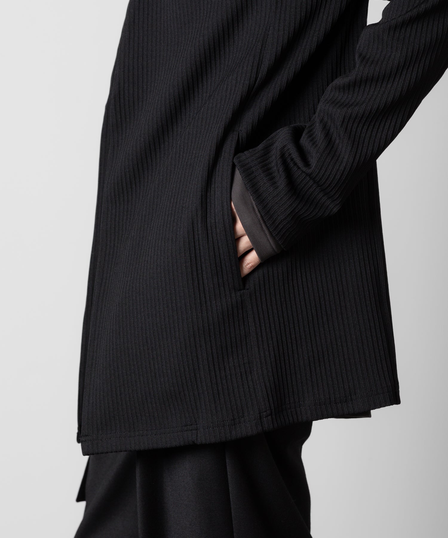 ATTACHMENT アタッチメントのPE STRETCH RIB COLLARLESS CARDIGAN - BLACK 公式通販サイトsession福岡セレクトショップ