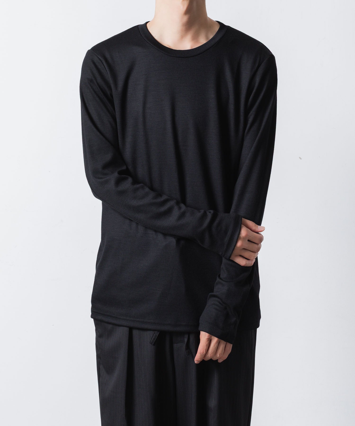 ATTACHMENT アタッチメントの1/60 WOOL SMOOTH SLIM FIT L/S TEE - BLACKの公式通販サイトsession福岡セレクトショップ