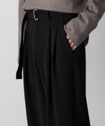 画像をギャラリービューアに読み込む, ATTACHMENT アタッチメントのPE STRETCH DOUBLE CLOTH BELTED TAPERED FIT TROUSERS - BLACK 公式通販サイトsession福岡セレクトショップ
