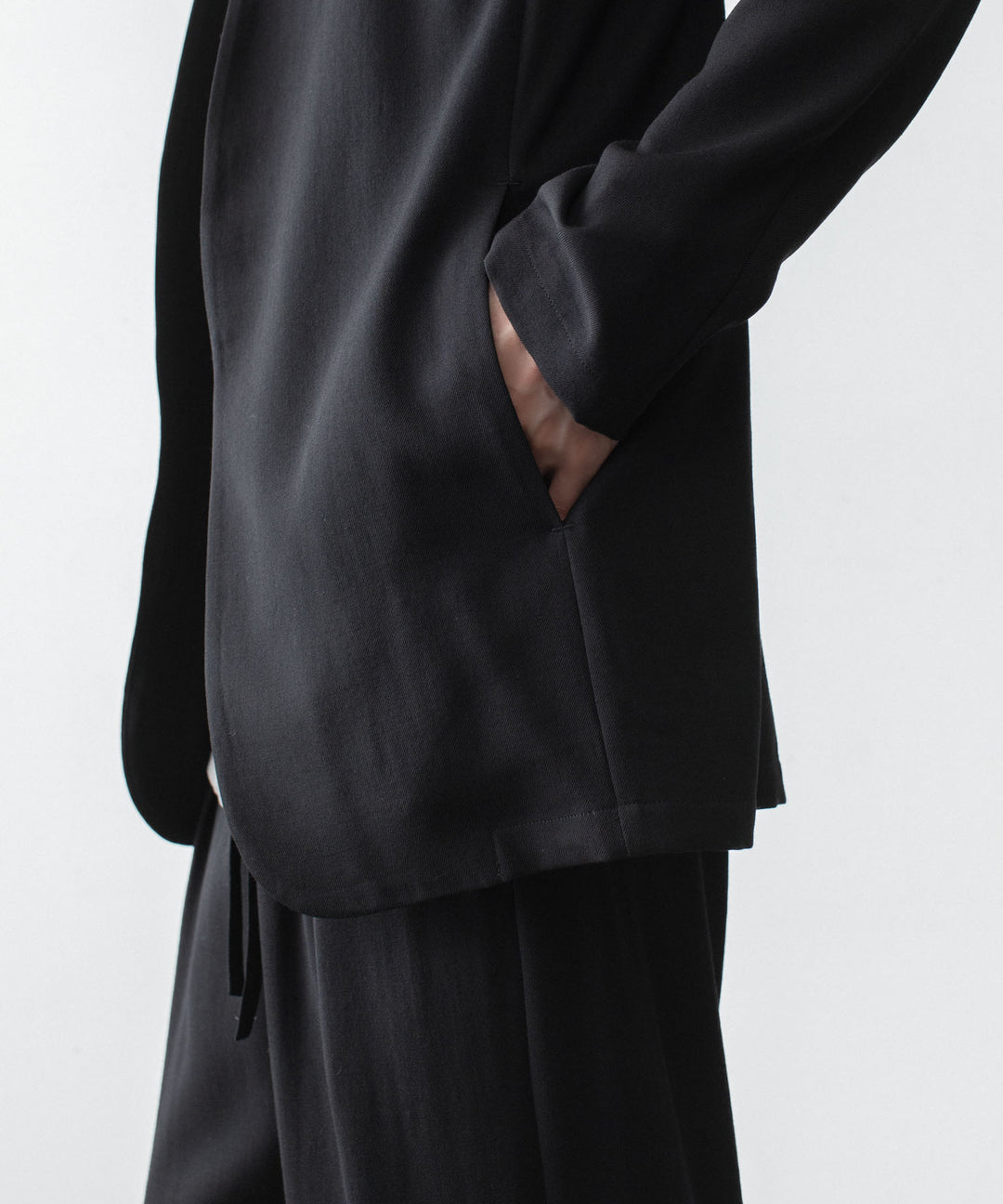 ATTACHMENT アタッチメントの2/90 WO TWIST TWILL COLLARLESS JKT - BLACKの公式通販サイトsession福岡セレクトショップ