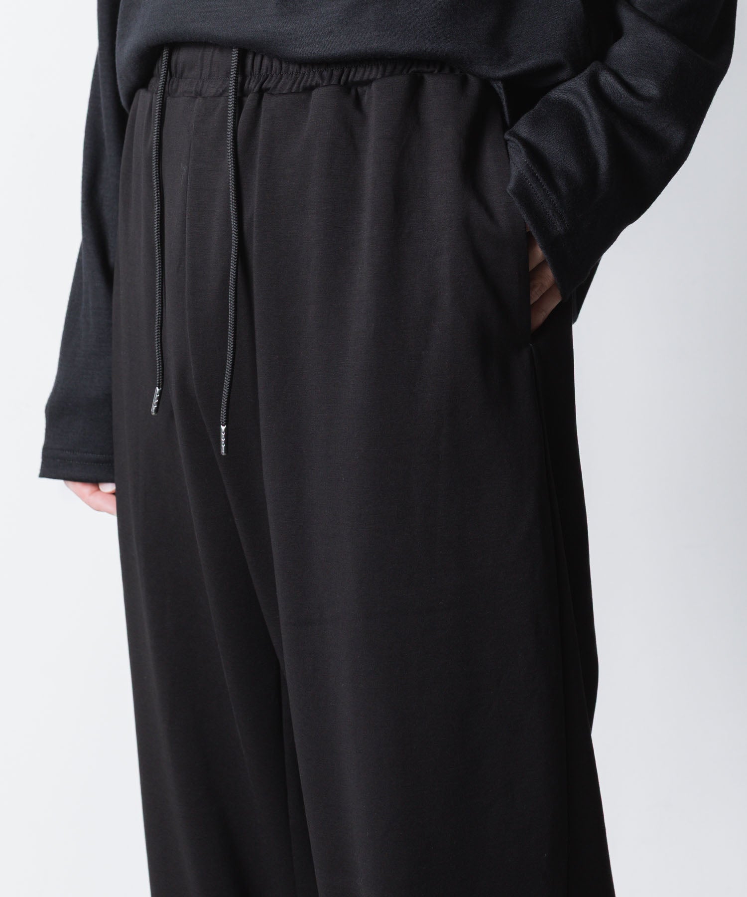 ATTACHMENT アタッチメントのCOTTON DOUBLE FACE LOUNGE TROUSERS - BLACKの公式通販サイトsession福岡セレクトショップ