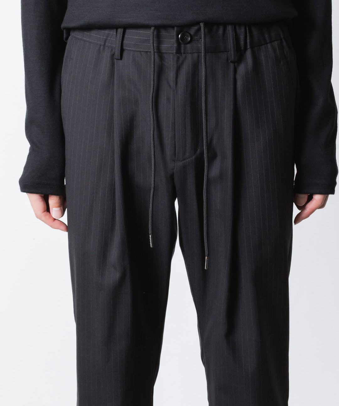 ATTACHMENT アタッチメントのT/W/SI STRETCH GABARDINE REGULAR FIT EASY TROUSERS - S.BLACKの公式通販サイトsession福岡セレクトショップ