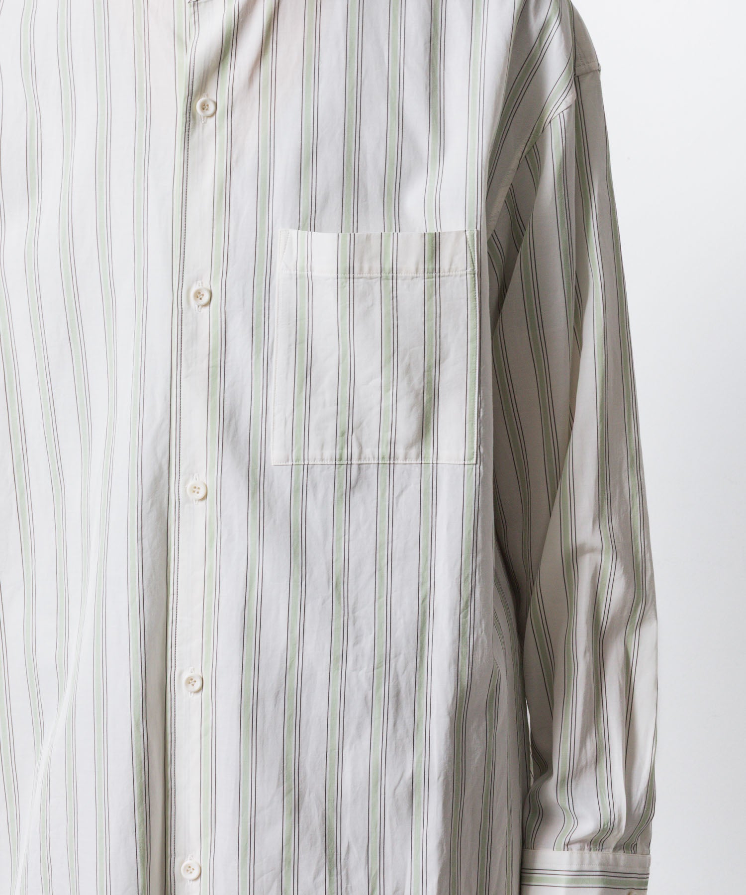 ATTACHMENT アタッチメントのCU/CO STRIPE TWILL BANDCOLLAR L/S SHIRT - S.GREENの公式通販サイトsession福岡セレクトショップ