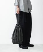 画像をギャラリービューアに読み込む, ATTACHMENT アタッチメントのSYNTHETIC LEATHER BUCKET BAG - GRAYの公式通販サイトsession福岡セレクトショップ
