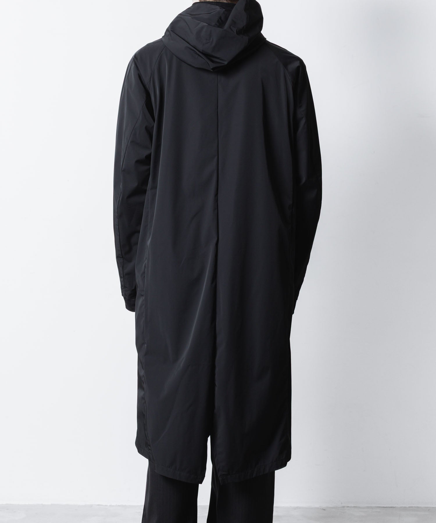 ATTACHMENT アタッチメントのNY 2LAYER STRETCH LIGHT HOODED COAT - BLACKの公式通販サイトsession福岡セレクトショップ