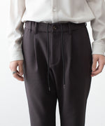 画像をギャラリービューアに読み込む, ATTACHMENT アタッチメントのPE STRETCH DOUBLE CLOTH REGULAR FIT EASY TROUSERS - D.BROWNの公式通販サイトsession福岡セレクトショップ
