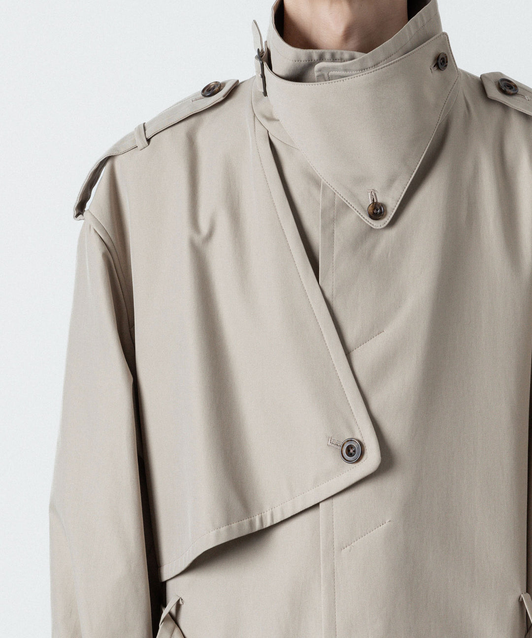 ato(アトウ)のSTAND COLLAR SINGLE TRENCH COAT - BEIGEの公式通販サイトsession福岡セレクトショップ