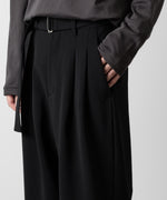 画像をギャラリービューアに読み込む, ATTACHMENT アタッチメントのPE STRETCH DOUBLE CLOTH BELTED TAPERED FIT TROUSERS - BLACK 公式通販サイトsession福岡セレクトショップ
