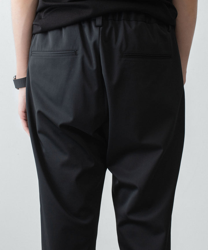 ATTACHMENT / EXCLUSIVE ITEMアタッチメントのLUCA MATTE TWIST REGULAR FIT EASY TROUSERS - BLACKの公式通販サイトsession福岡セレクトショップ