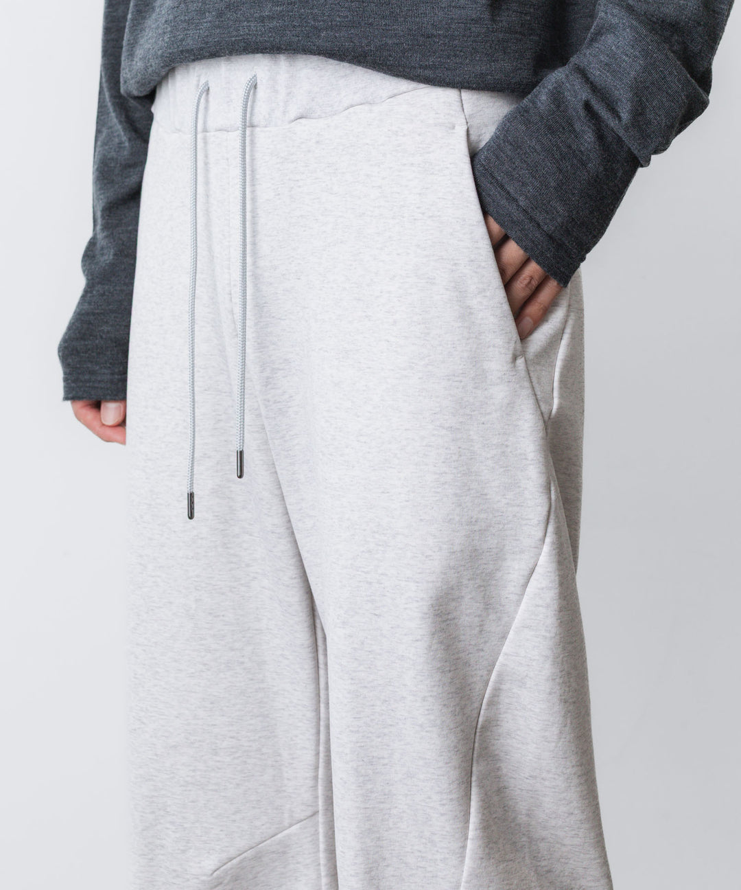 ATTACHMENT アタッチメントのCO STRECH TERRY 3D WIDE TROUSERS - X.GRAYの公式通販サイトsession福岡セレクトショップ