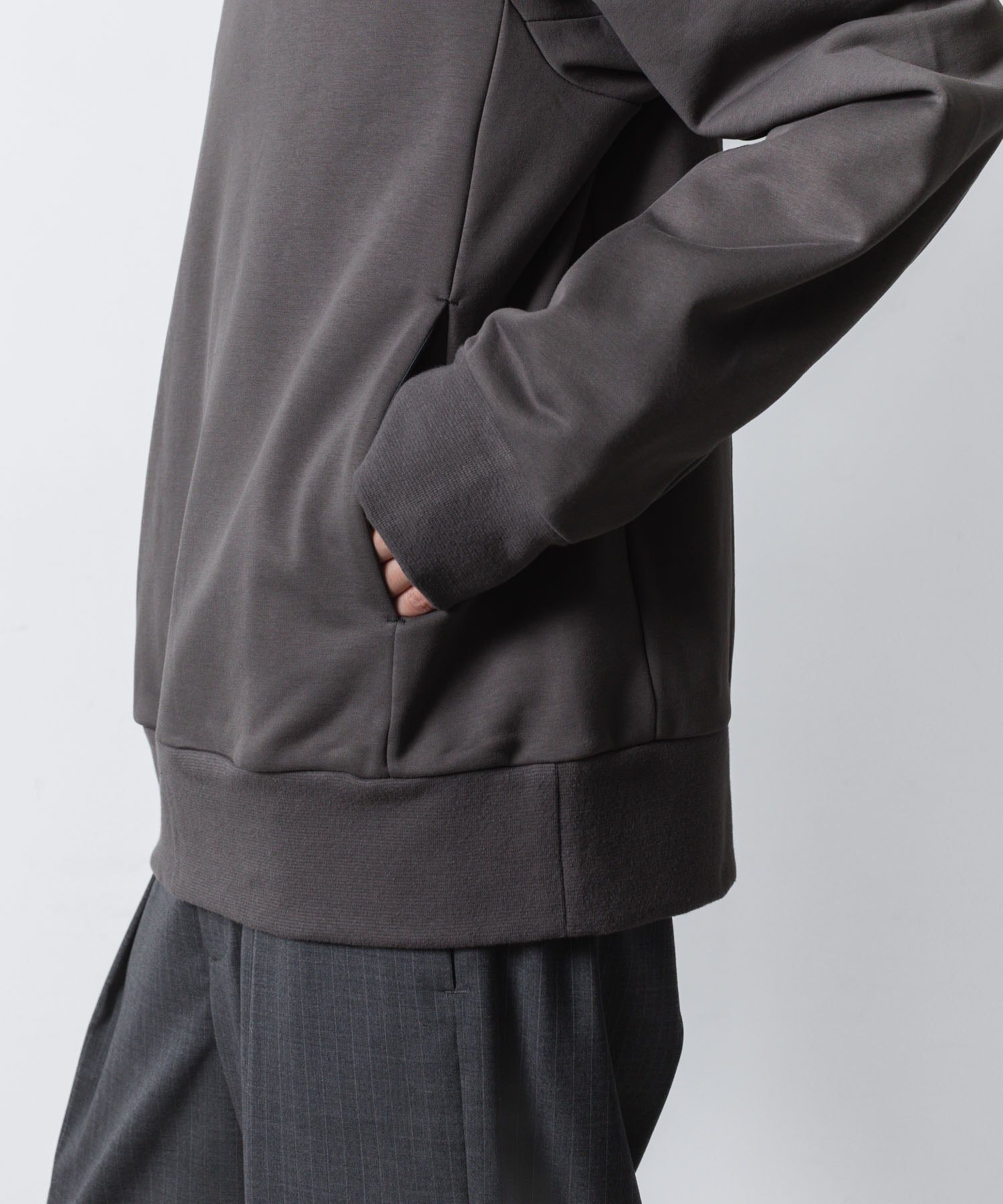 ATTACHMENT アタッチメントのCO STRECH TERRY PULLOVER - D.GRAYの公式通販サイトsession福岡セレクトショップ