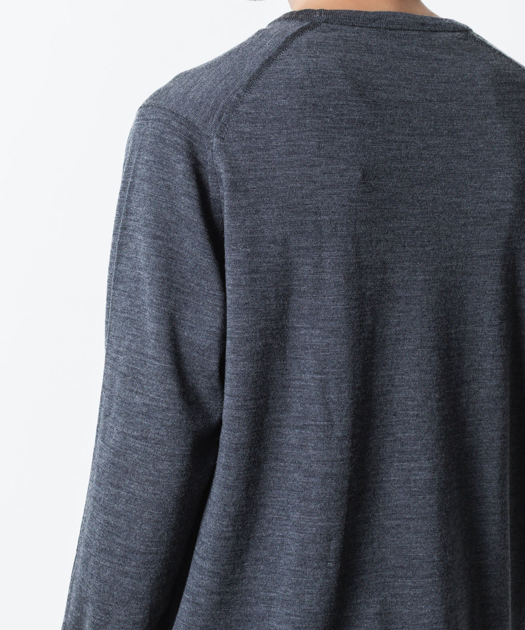 ATTACHMENT アタッチメントの× JOHN SMEDLEY MERINO EXTRAFINE WELTED CREW NECK L/S - D.GRAYの公式通販サイトsession福岡セレクトショップ