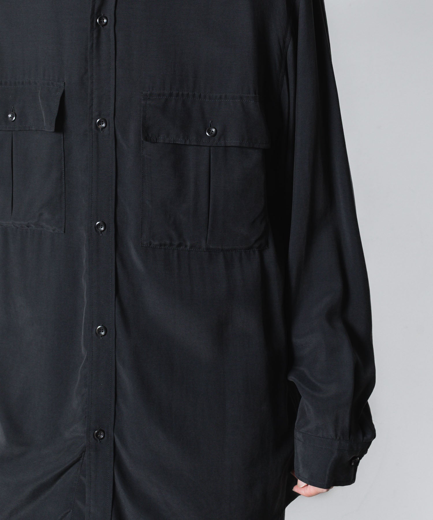 ATTACHMENT アタッチメントのCU/RY FIBRIL TAFFETA PATCH POCKET L/S SHIRT - BLACKの公式通販サイトsession福岡セレクトショップ
