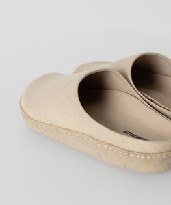 【ATTACHMENT】SYNTHETIC SUEDE LEATHER MULE - BEIGE