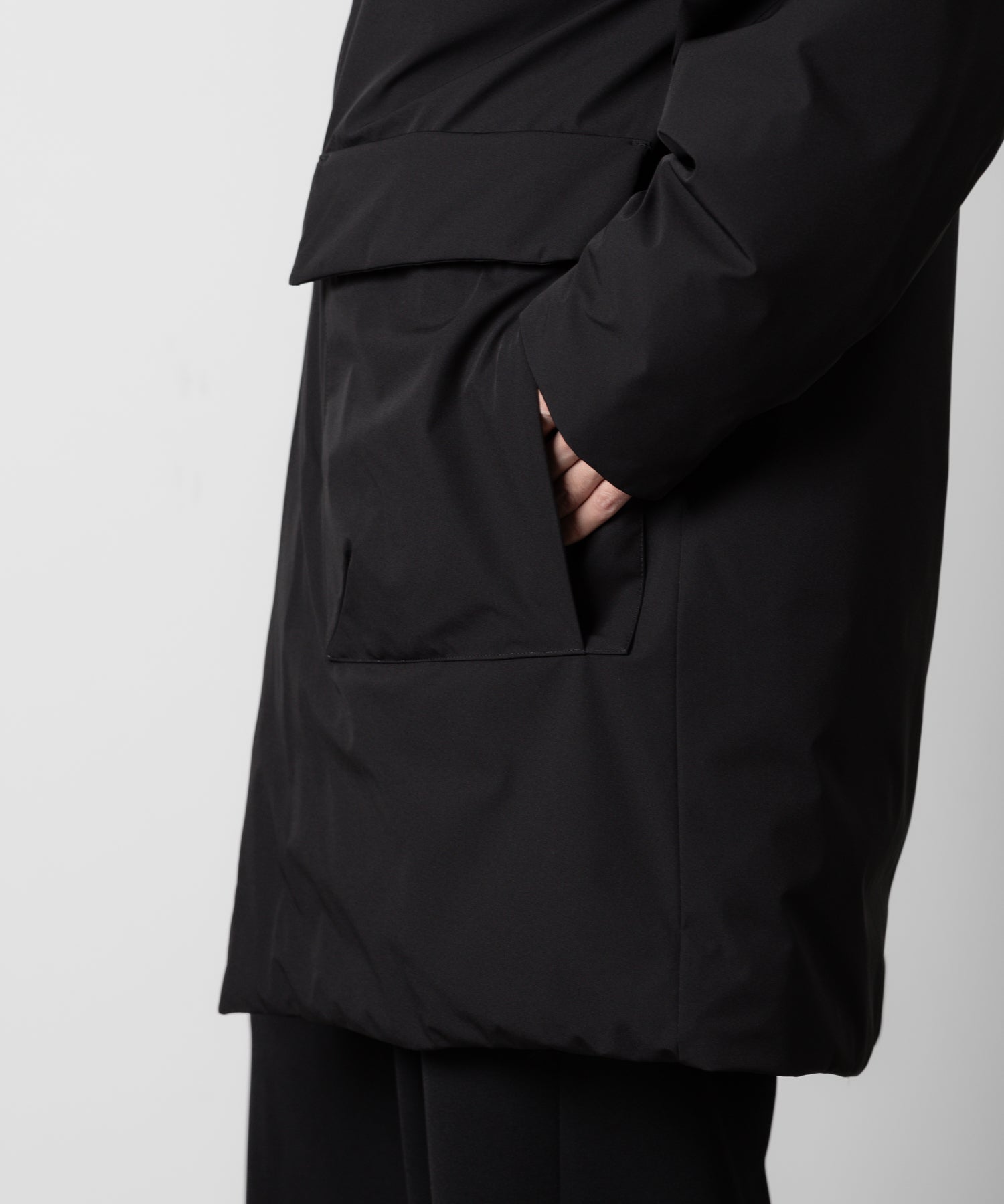 ATTACHMENT アタッチメントの3LAYER LIGHT TAFFETA UTILITY DOWN COAT - BLACK 公式通販サイトsession福岡セレクトショップ