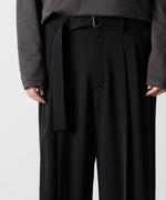 画像をギャラリービューアに読み込む, ATTACHMENT アタッチメントのSORIBIA TWILL BELTED WIDE TROUSERS-BLACKの公式通販サイトsession福岡セレクトショップ
