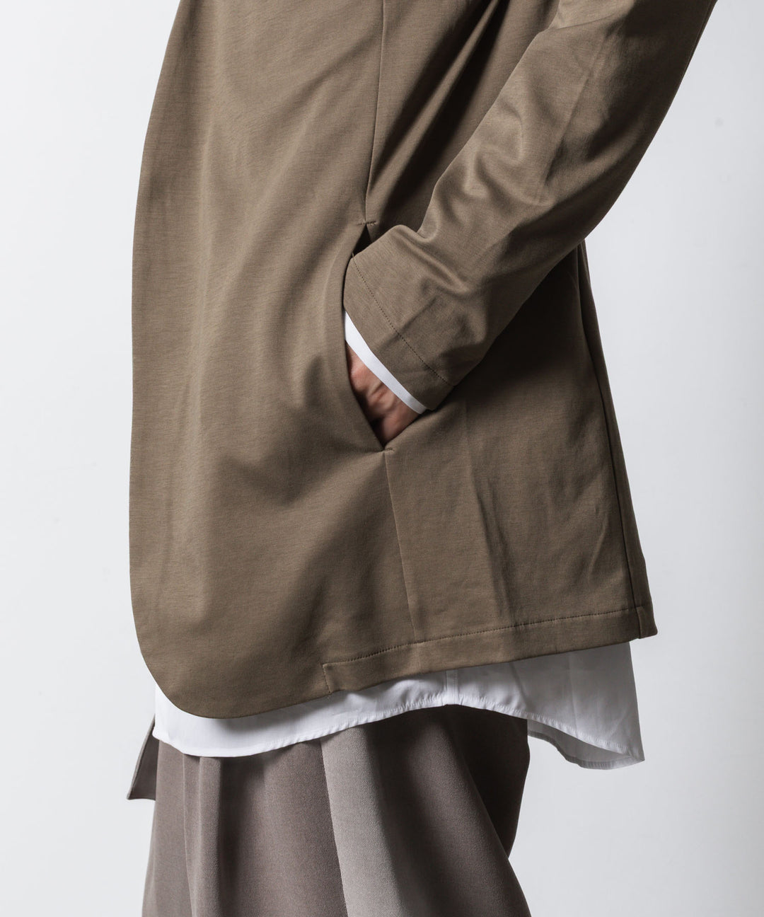 ATTACHMENT アタッチメントのCOTTON DOUBLE FACE COLLARLESS CARDIGAN - CAMELの公式通販サイトsession福岡セレクトショップ